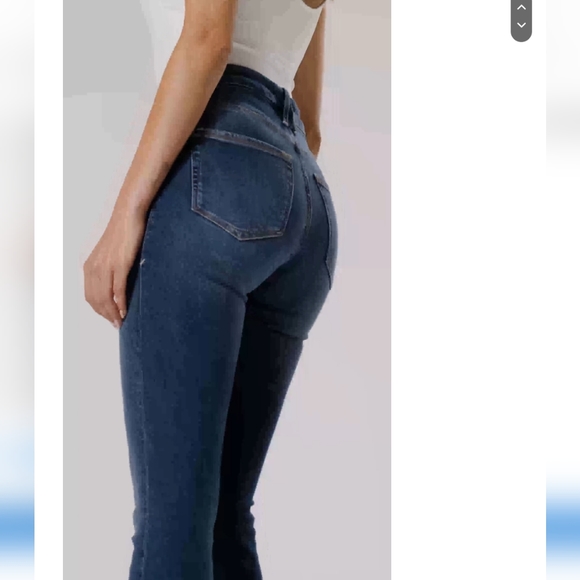 GOOD American Good waist jeans - Picture 9 of 16